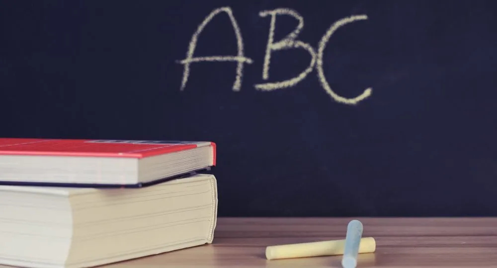 Are Christians Ignorant, Uneducated, Simpletons? Sort Of